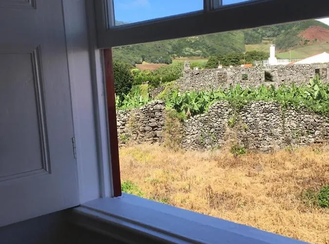 بيت للعطل Graciosa Family House *