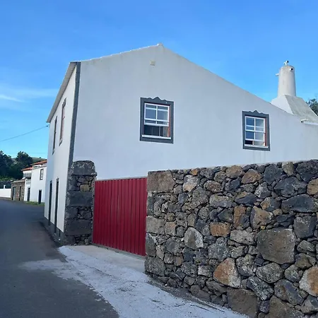 Graciosa Family House